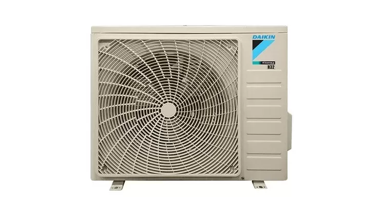 Инверторен стенен климатик Daikin Sensira FTXC60D